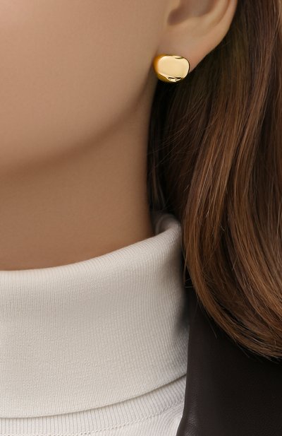 Серьги BOTTEGA VENETA золотого цвета по цене 41350 руб., арт. 637077/VAHU0, фото 2 Серьги BOTTEGA VENETA, арт. 637077/VAHU0, фото 2