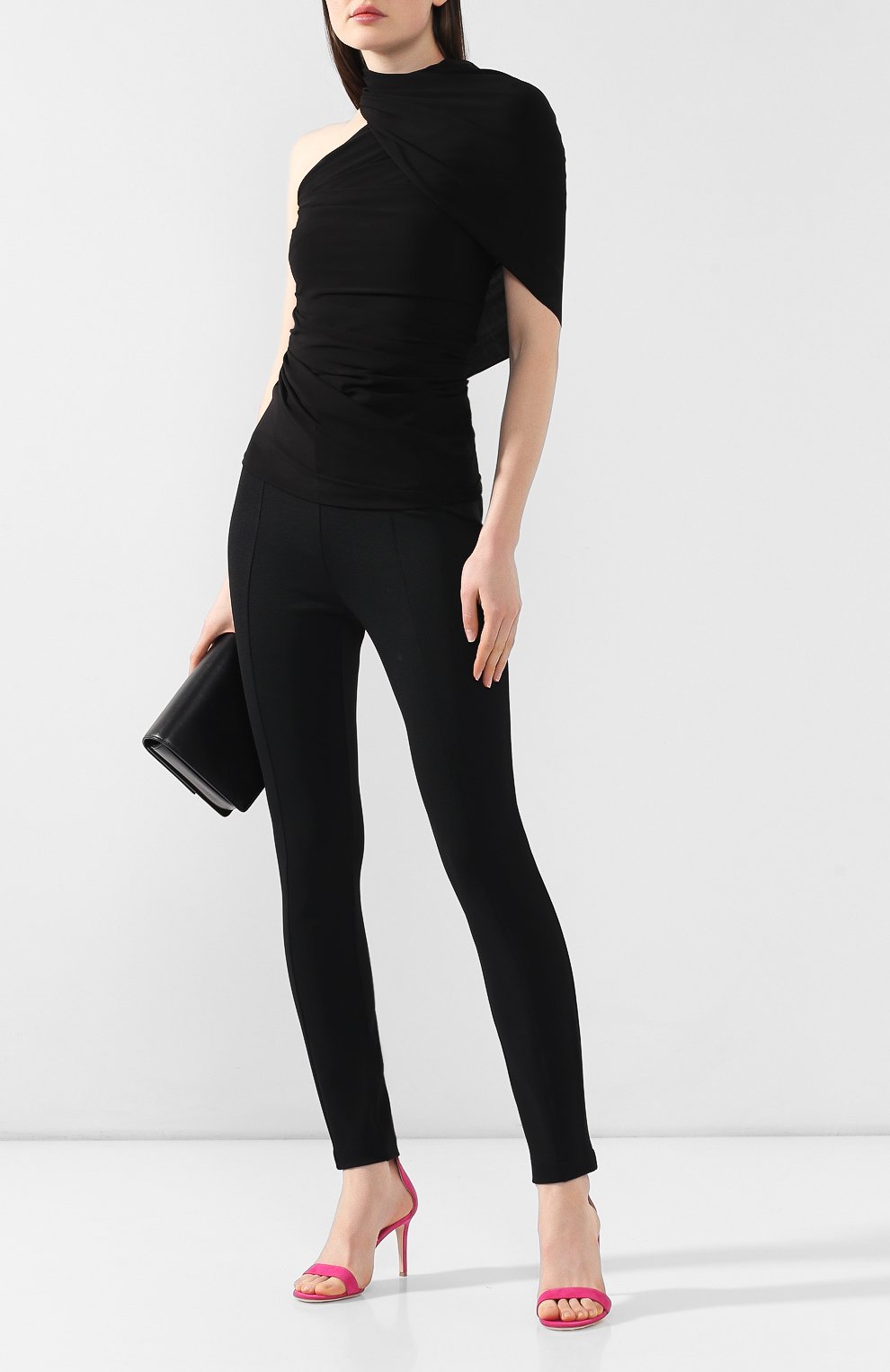 Топ из вискозы BALENCIAGA черного цвета по цене 99000 руб., арт. 571096/TEV11, фото 2 Топ из вискозы BALENCIAGA, арт. 571096/TEV11, фото 2