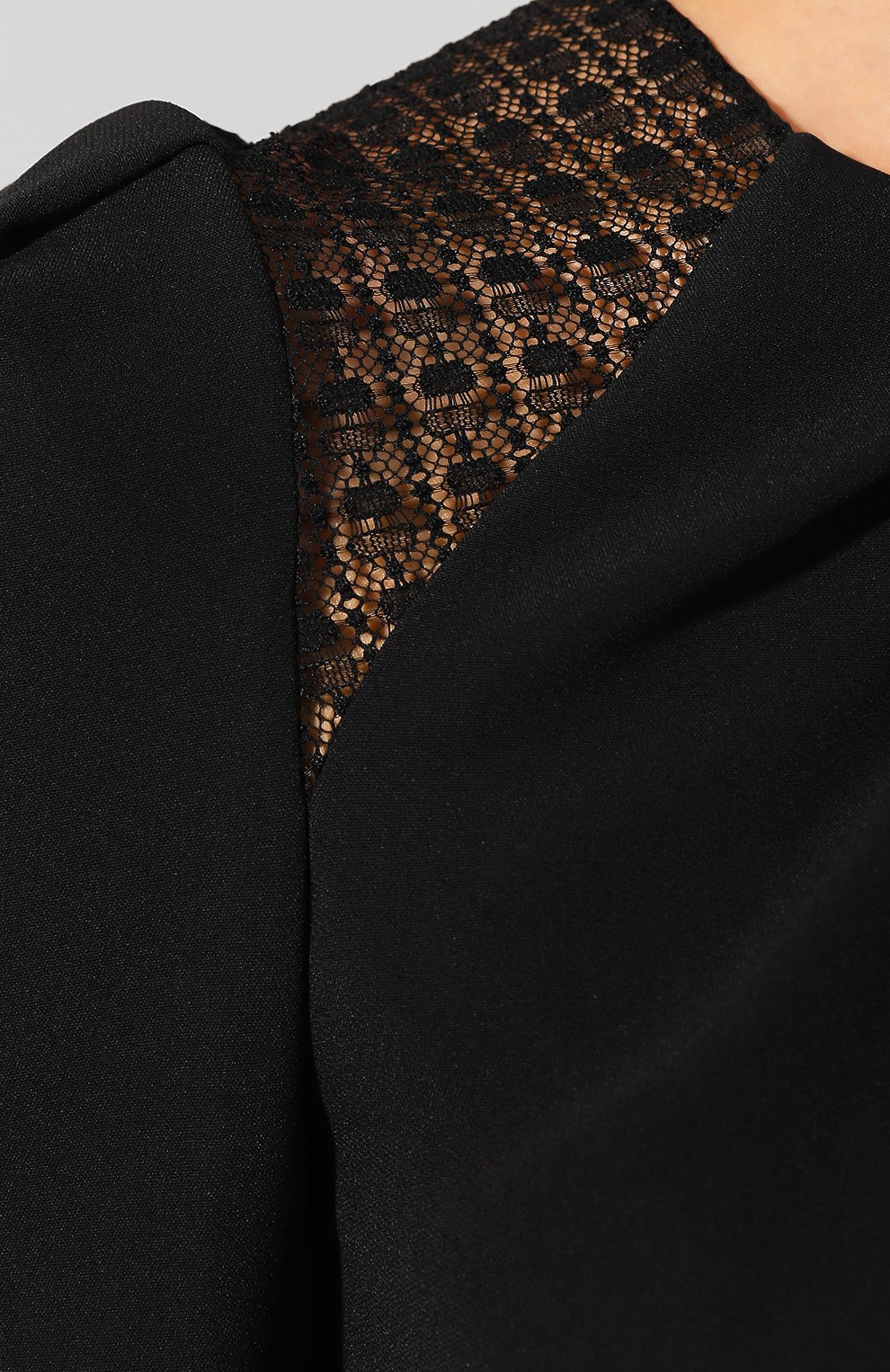 Блузка ROLAND MOURET черного цвета по цене 92100 руб., арт. PS20/S0833/F0382, фото 5 Блузка ROLAND MOURET, арт. PS20/S0833/F0382, фото 5