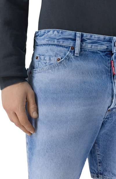 Джинсовые шорты DSQUARED2 голубого цвета по цене 47200 руб., арт. S74MU0991/S30839, фото 5 Джинсовые шорты DSQUARED2, арт. S74MU0991/S30839, фото 5