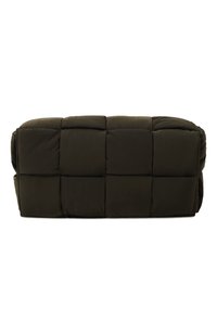 Темно-коричневый