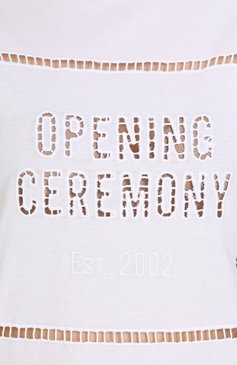 Женская хлопковая футболка с круглым вырезом и перфорацией OPENING CEREMONY белого цвета, арт. S27TBA12098 | Фото 5 (Рукава: Короткие; Длина (для топов): Стандартные; Материал внешний: Хлопок; Женское Кросс-КТ: Футболка-одежда; Стили: Кэжуэл; Принт: Без принта; Драгоценные камни: Проставлено; Материал сплава: Проставлено, Проверено)