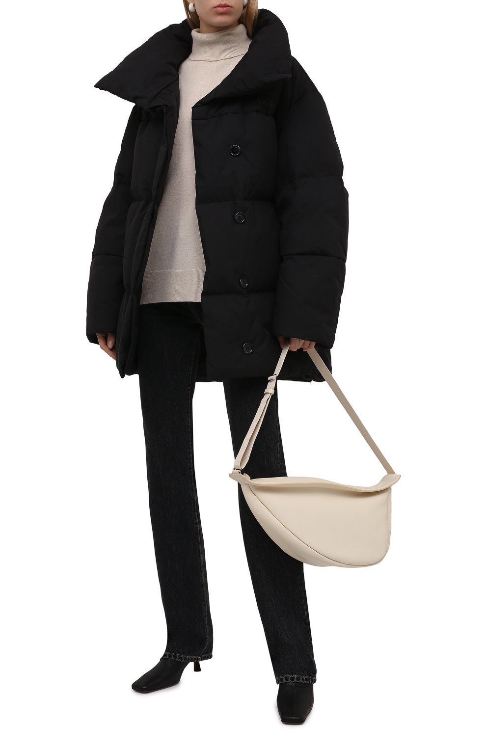 Пуховик ACNE STUDIOS черного цвета по цене 139000 руб., арт. A90365, фото 2 Пуховик ACNE STUDIOS, арт. A90365, фото 2