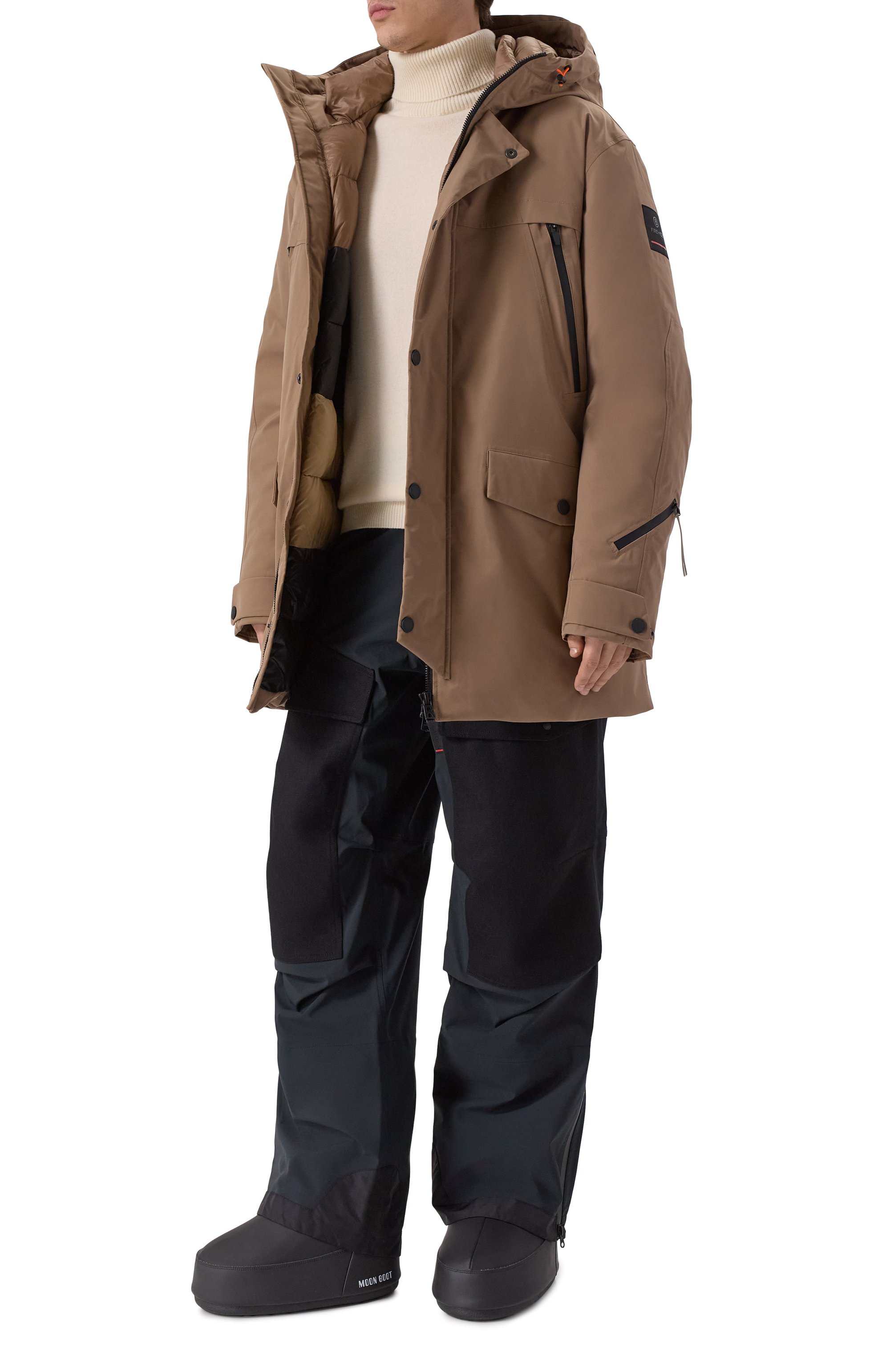 Брюки PARAJUMPERS черного цвета по цене 92400 руб., арт. 25WMPMPAWG03, фото 2 Брюки PARAJUMPERS, арт. 25WMPMPAWG03, фото 2