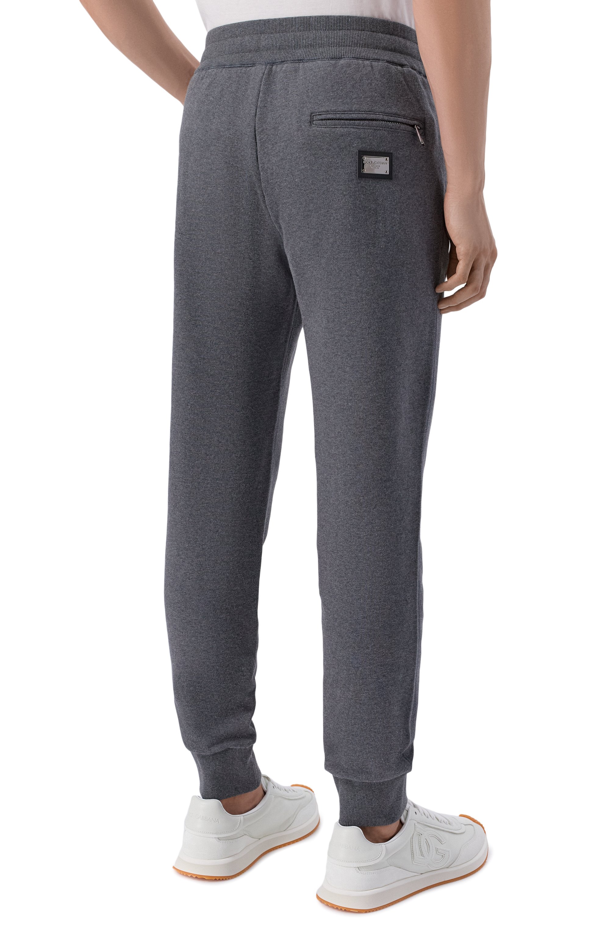 Хлопковые джоггеры DOLCE & GABBANA серого цвета по цене 78450 руб., арт. GVXQHT/G7P1C, фото 4 Хлопковые джоггеры DOLCE & GABBANA, арт. GVXQHT/G7P1C, фото 4