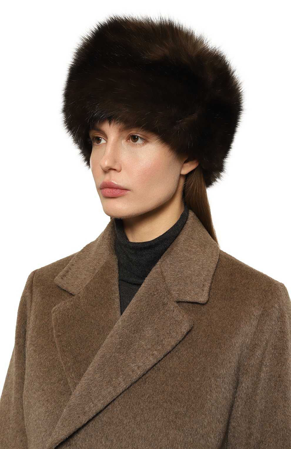 Меховая шапка-кубанка из норки и соболя VICTORIA KUSENKOVA темно-коричневого цвета по цене 288420 руб., арт. 060213504455, фото 2 Меховая шапка-кубанка из норки и соболя VICTORIA KUSENKOVA, арт. 060213504455, фото 2