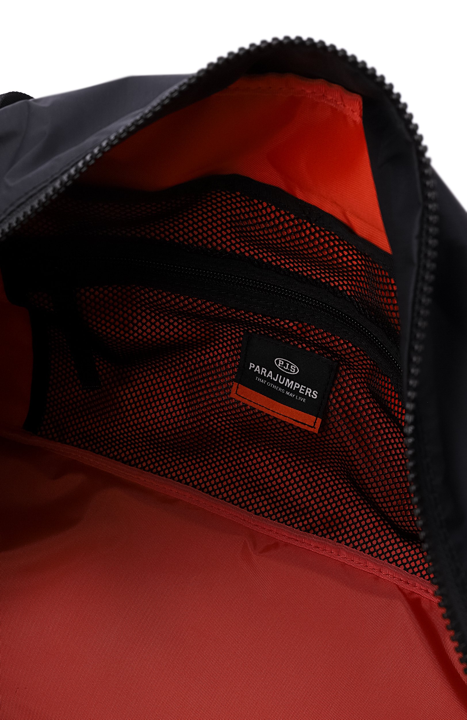 Сумка ormond PARAJUMPERS черного цвета по цене 29950 руб., арт. 26WMPABABA03, фото 4 Сумка ormond PARAJUMPERS, арт. 26WMPABABA03, фото 4