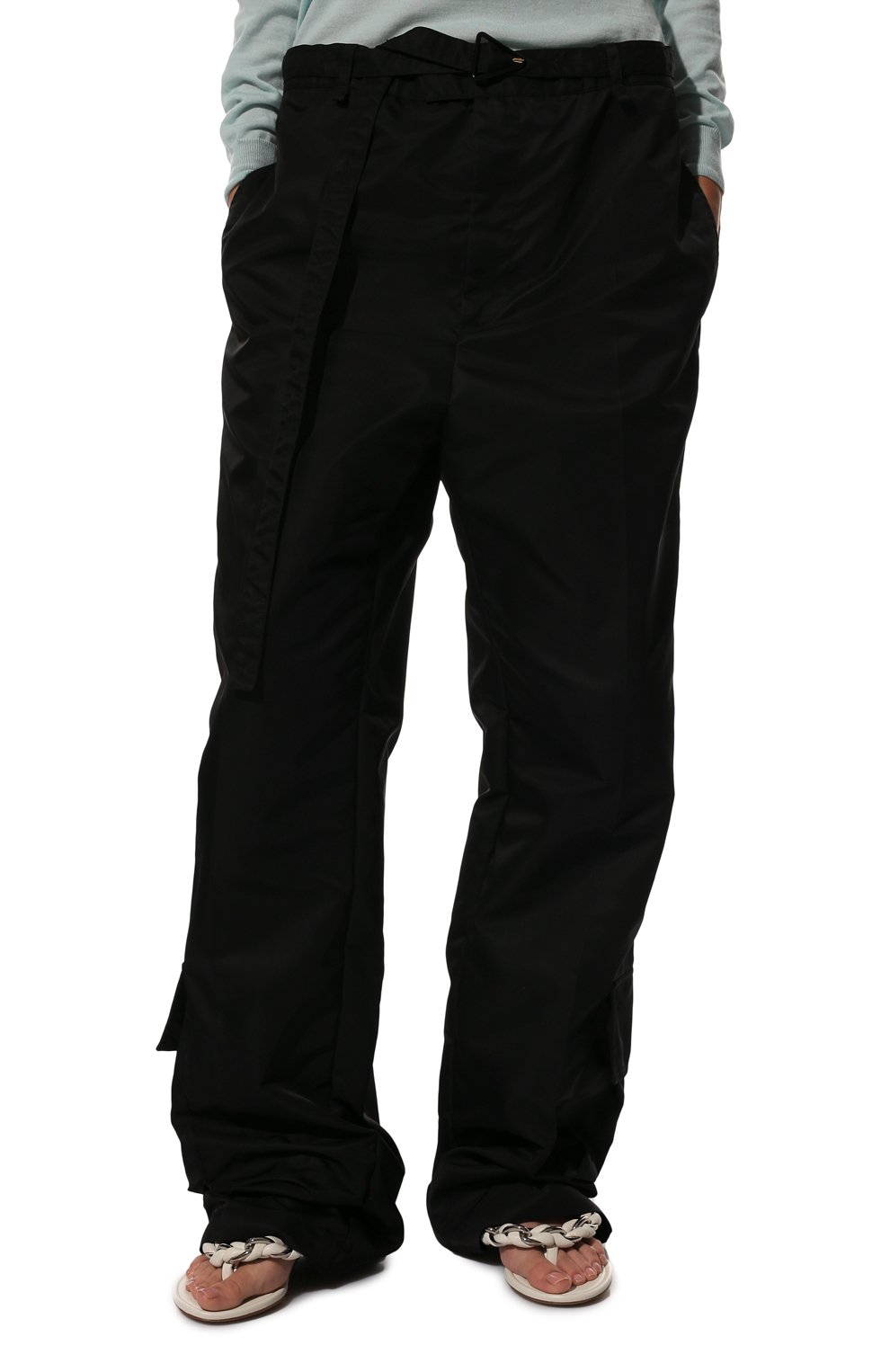 Брюки BOTTEGA VENETA черного цвета по цене 83400 руб., арт. 605974/VKIL0, фото 3 Брюки BOTTEGA VENETA, арт. 605974/VKIL0, фото 3