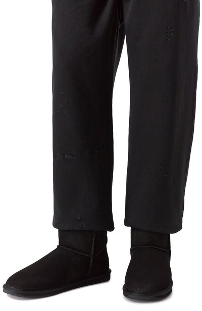 Замшевые угги aarons EMU AUSTRALIA черного цвета по цене 22990 руб., арт. M13071, фото 3 Замшевые угги aarons EMU AUSTRALIA, арт. M13071, фото 3