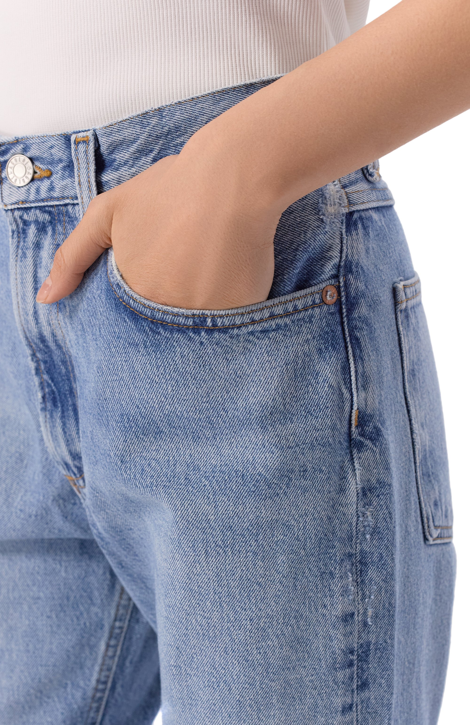 Джинсы leena AGOLDE голубого цвета по цене 52400 руб., арт. A218-1206, фото 5 Джинсы leena AGOLDE, арт. A218-1206, фото 5