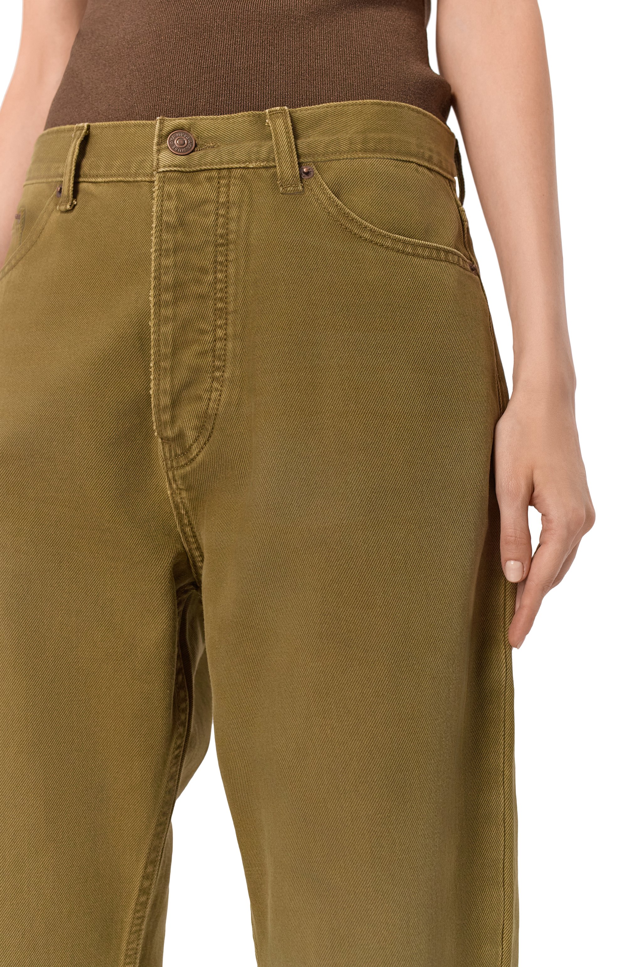 Джинсы AYA MUSE хаки цвета по цене 71650 руб., арт. AMSS2555, фото 5 Джинсы AYA MUSE, арт. AMSS2555, фото 5