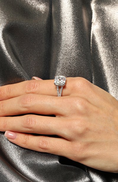 Кольцо stilla SWAROVSKI серебряного цвета по цене 27000 руб., арт. 5642633, фото 2 Кольцо stilla SWAROVSKI, арт. 5642633, фото 2