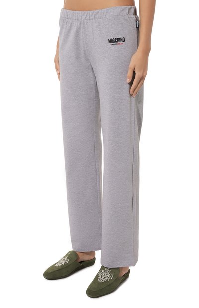 Хлопковая пижама MOSCHINO серого цвета по цене 23150 руб., арт. 232V6/A7889/4411, фото 5 Хлопковая пижама MOSCHINO, арт. 232V6/A7889/4411, фото 5