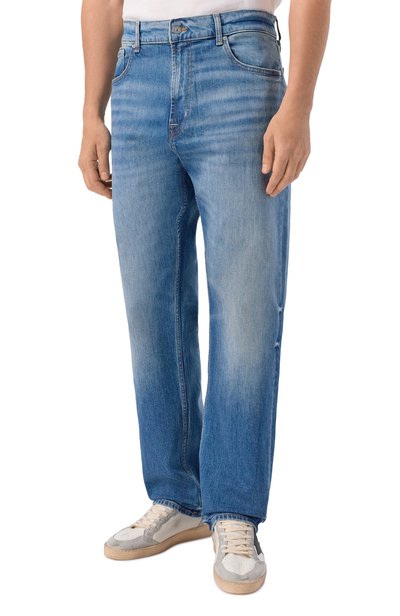 Джинсы straight 7 FOR ALL MANKIND голубого цвета по цене 31900 руб., арт. 7TD80K85-3NC, фото 3 Джинсы straight 7 FOR ALL MANKIND, арт. 7TD80K85-3NC, фото 3