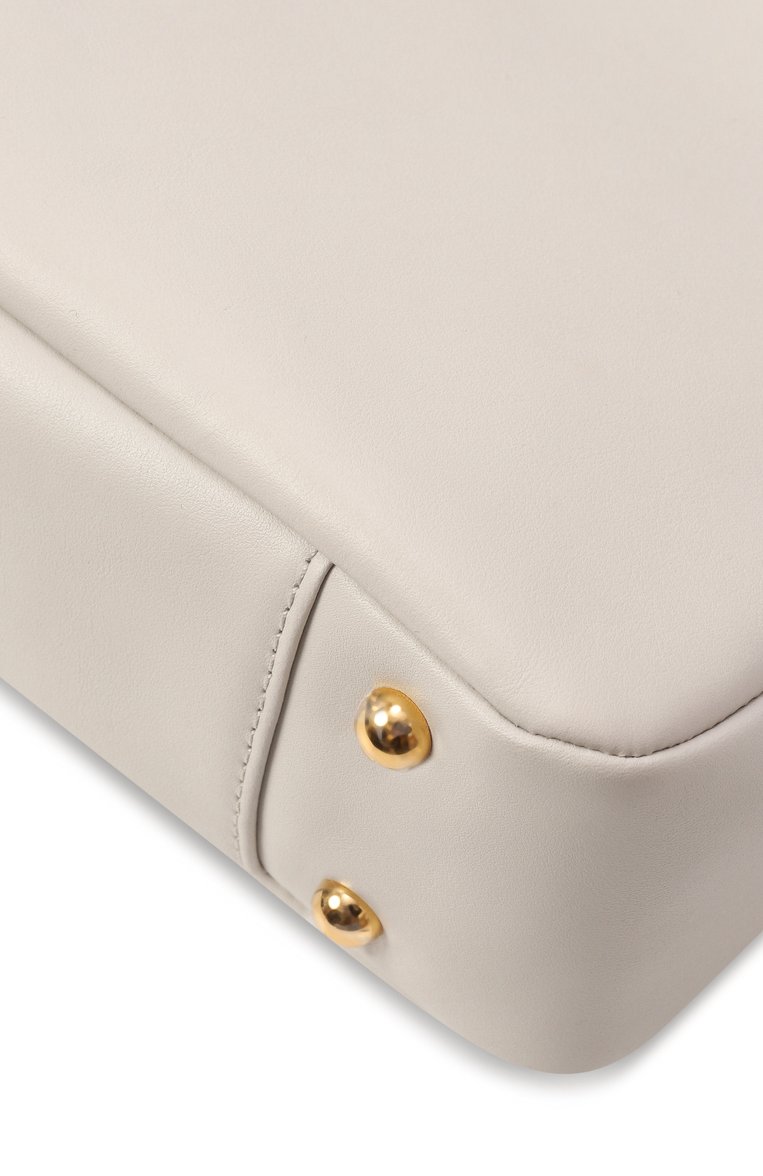 Женская сумка furla sfera soft medium FURLA молочного цвета, арт. WB01403/BX3168 | Фото 3 (Материал: Натуральная кожа; Размер: medium)