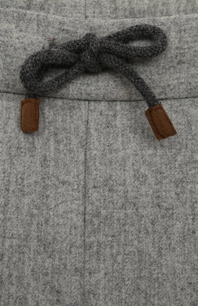 Шерстяные брюки BRUNELLO CUCINELLI серого цвета по цене 56100 руб., арт. B038PP113C, фото 3 Шерстяные брюки BRUNELLO CUCINELLI, арт. B038PP113C, фото 3