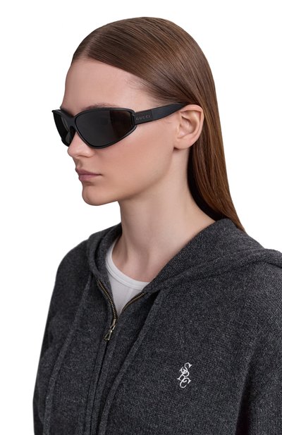 Солнцезащитные очки GUCCI черного цвета по цене 47200 руб., арт. GG2011S 001, фото 3 Солнцезащитные очки GUCCI, арт. GG2011S 001, фото 3