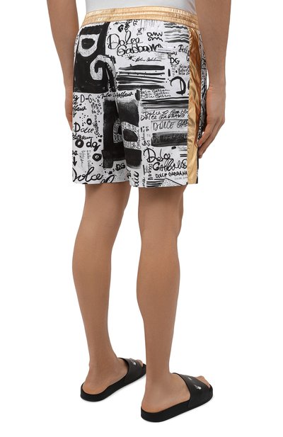 Плавки-шорты DOLCE & GABBANA черно-белого цвета по цене 49950 руб., арт. M4B53T/HSM57, фото 4 Плавки-шорты DOLCE & GABBANA, арт. M4B53T/HSM57, фото 4