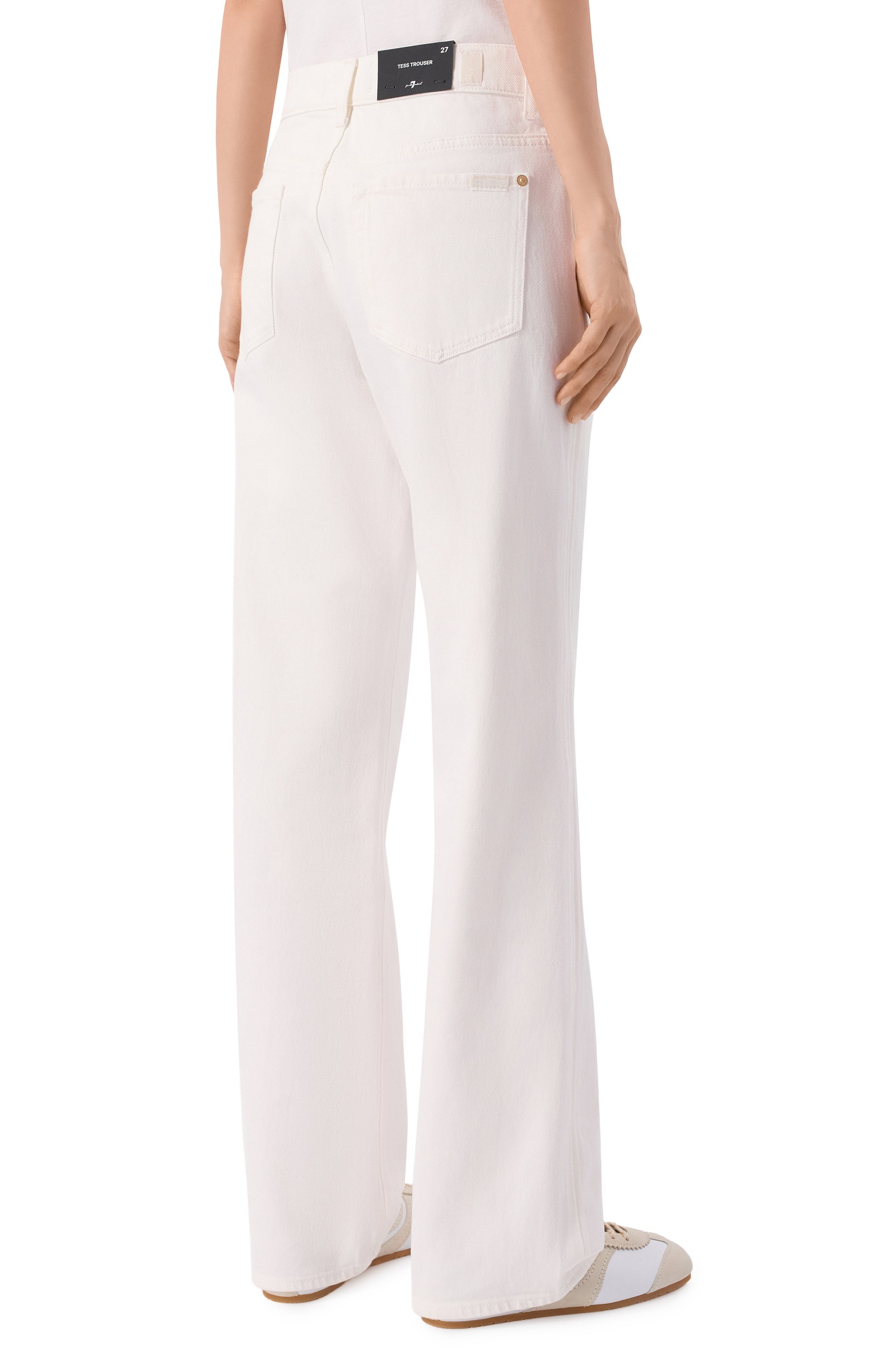 Джинсы tess 7 FOR ALL MANKIND белого цвета по цене 26450 руб., арт. 7UE60D52-MLY, фото 4 Джинсы tess 7 FOR ALL MANKIND, арт. 7UE60D52-MLY, фото 4