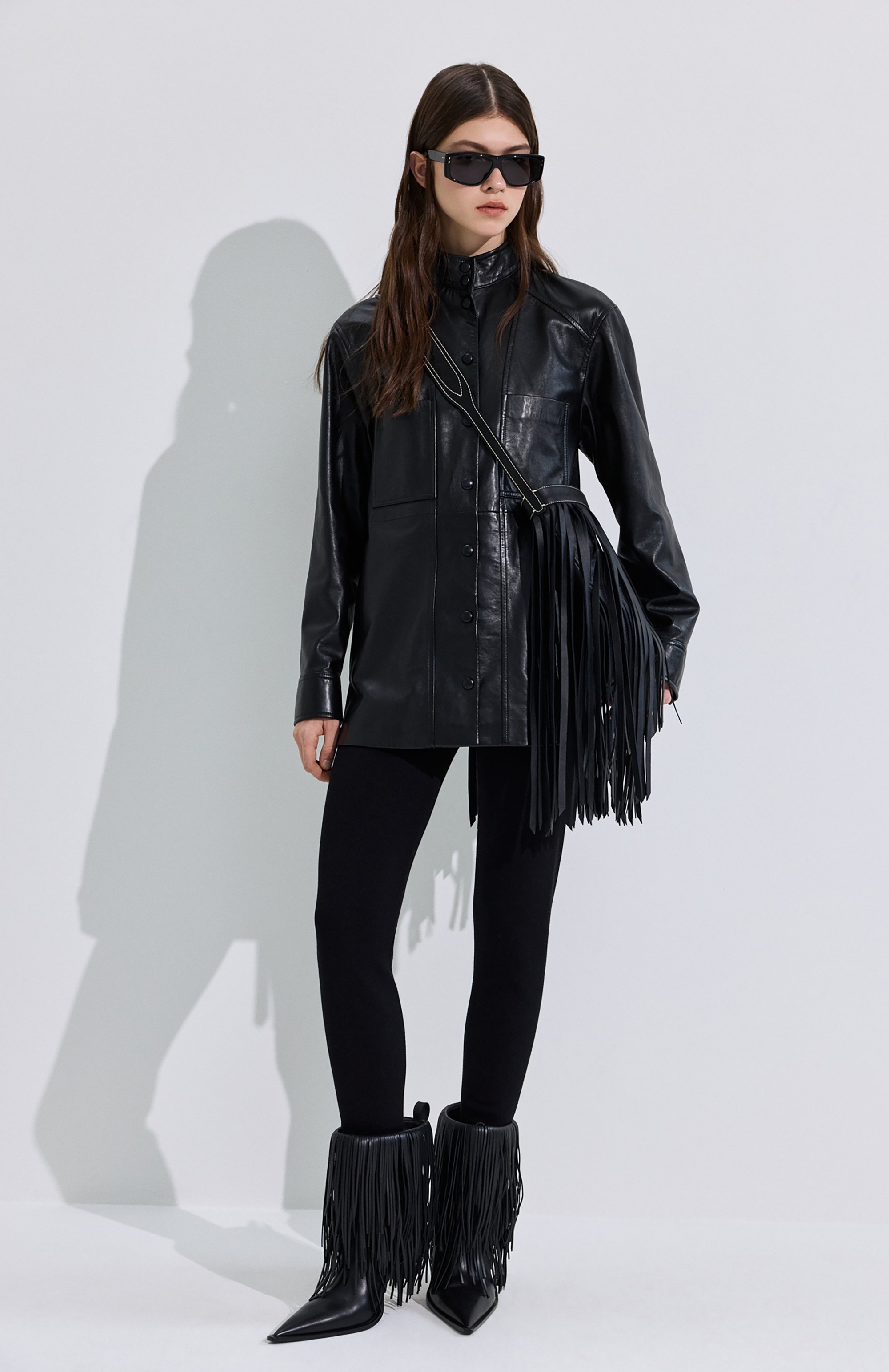 Кожаные ботильоны avenue fringe BALENCIAGA черного цвета по цене 268000 руб., арт. 855350/WBD00, фото 7 Кожаные ботильоны avenue fringe BALENCIAGA, арт. 855350/WBD00, фото 7
