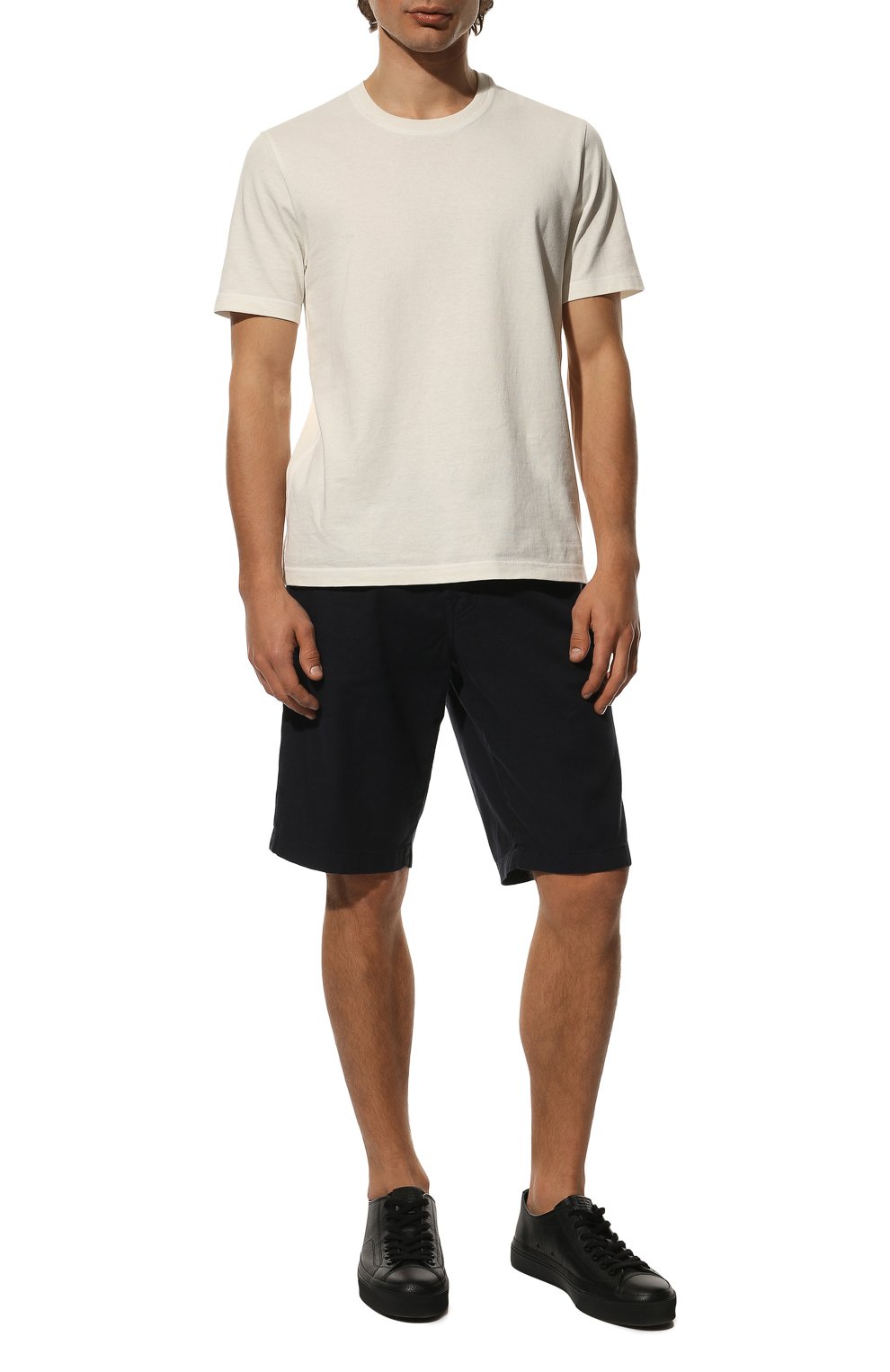 Шорты изо льна и хлопка JACOB COHEN темно-синего цвета по цене 39950 руб., арт. U 0 I03 36 S 3751/Y99, фото 2 Шорты изо льна и хлопка JACOB COHEN, арт. U 0 I03 36 S 3751/Y99, фото 2