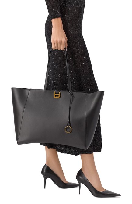 Женская сумка-тоут hourglass large BALENCIAGA черного цвета, арт. 819380/2ABE7 | Фото 2 (Размер: large; Материал: Натуральная кожа; Материал сплава: Проставлено; Драгоценные камни: Проставлено)