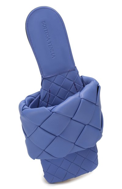 Кожаные шлепанцы BOTTEGA VENETA синего цвета по цене 104000 руб., арт. 608853/VBSS0, фото 5 Кожаные шлепанцы BOTTEGA VENETA, арт. 608853/VBSS0, фото 5