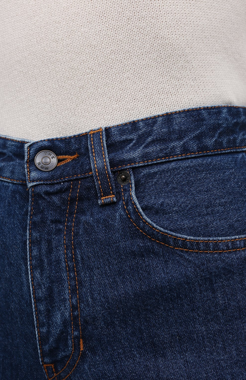 Джинсы THE ROW синего цвета по цене 84500 руб., арт. 5282W1984, фото 5 Джинсы THE ROW, арт. 5282W1984, фото 5