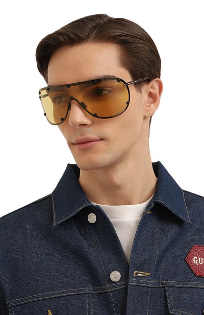 Солнцезащитные очки TOM FORD желтого цвета по цене 63300 руб., арт. TF1043 02E, фото 3 Солнцезащитные очки TOM FORD, арт. TF1043 02E, фото 3