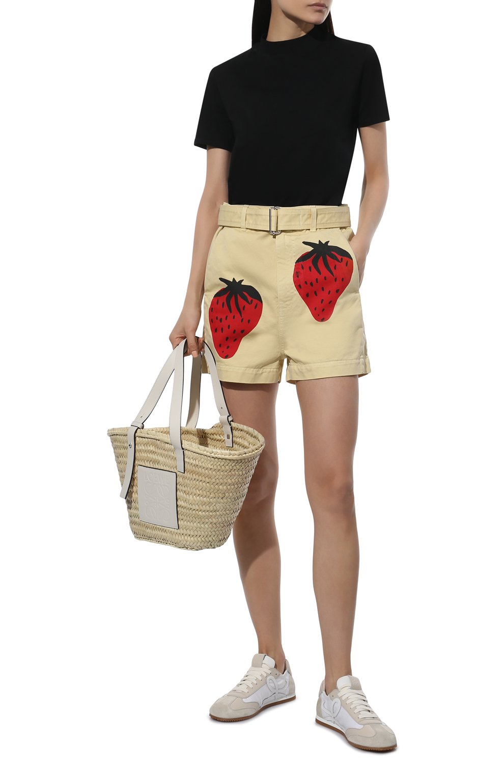 Шорты JW ANDERSON бежевого цвета по цене 49950 руб., арт. SR0040 PG0768, фото 2 Шорты JW ANDERSON, арт. SR0040 PG0768, фото 2