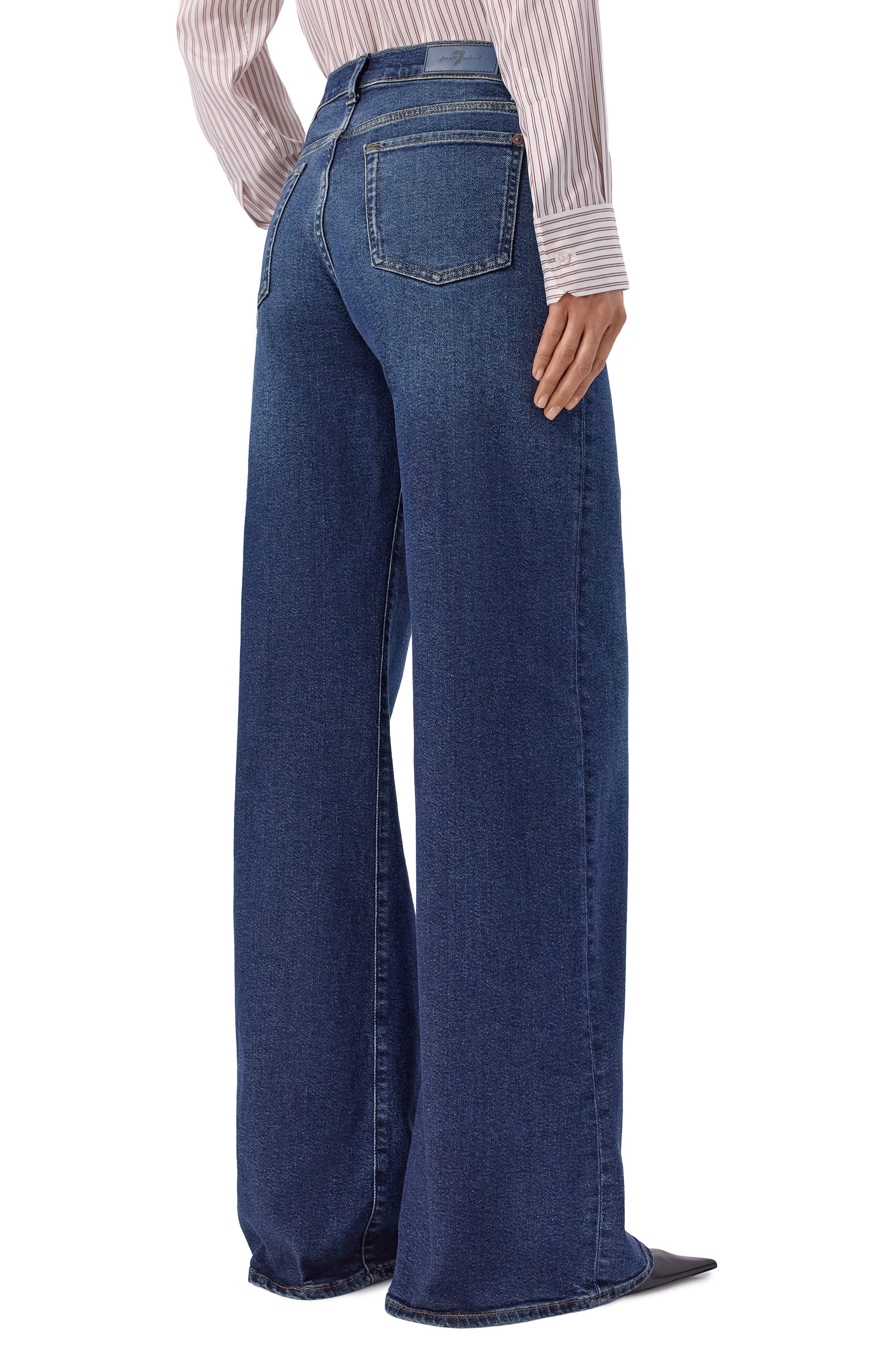 Джинсы lotta 7 FOR ALL MANKIND темно-синего цвета по цене 32950 руб., арт. 7U66SA91-CSC, фото 4 Джинсы lotta 7 FOR ALL MANKIND, арт. 7U66SA91-CSC, фото 4