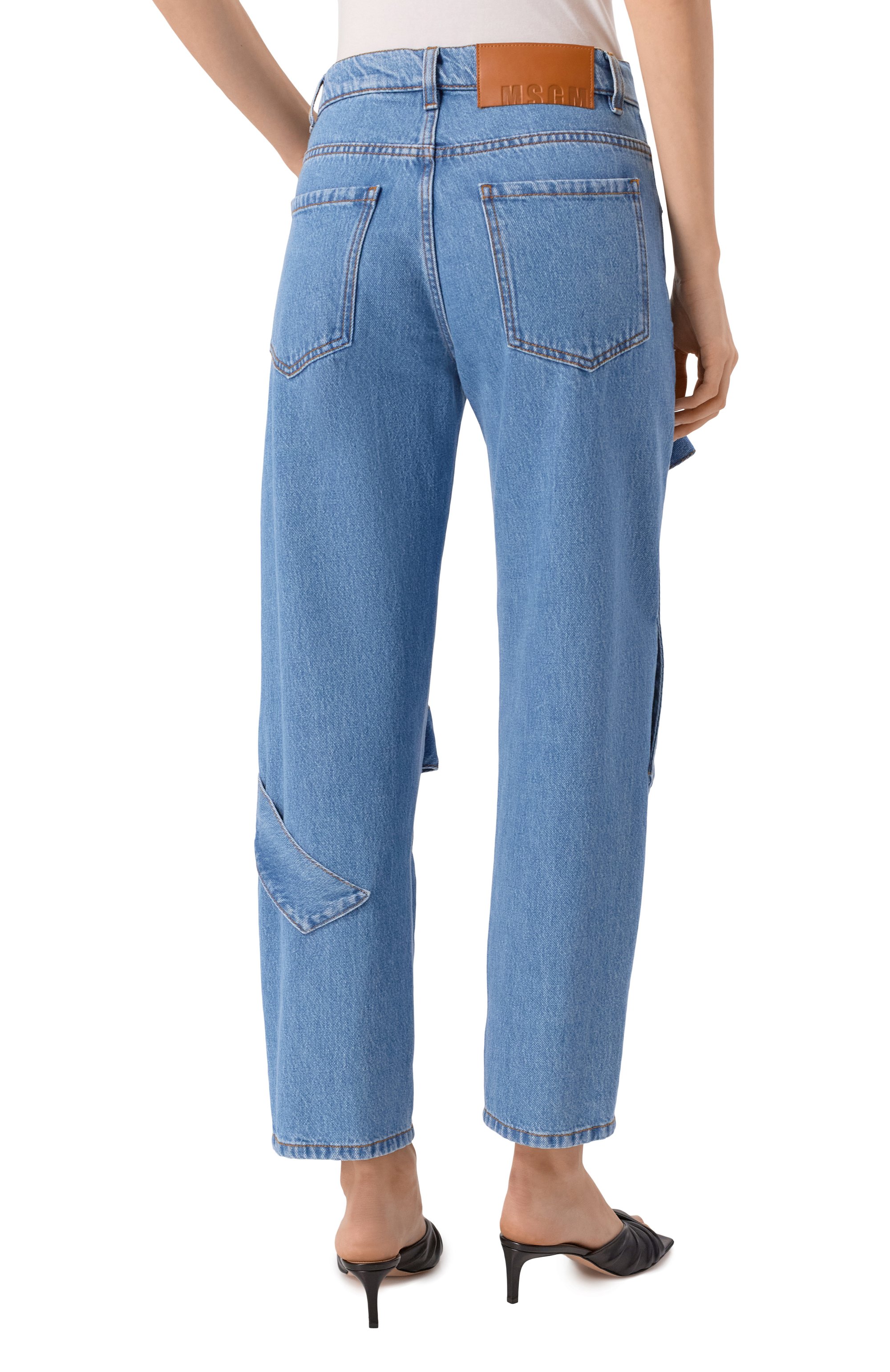 Джинсы MSGM голубого цвета по цене 34600 руб., арт. 3941MDP239L/257759, фото 4 Джинсы MSGM, арт. 3941MDP239L/257759, фото 4