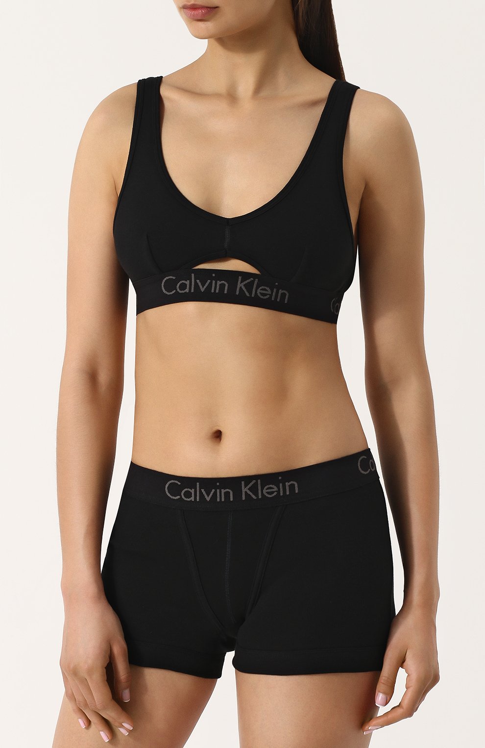 Хлопковый бюстгальтер с логотипом бренда CALVIN KLEIN черного цвета по цене 4715 руб., арт. QF4507E, фото 2 Хлопковый бюстгальтер с логотипом бренда CALVIN KLEIN, арт. QF4507E, фото 2