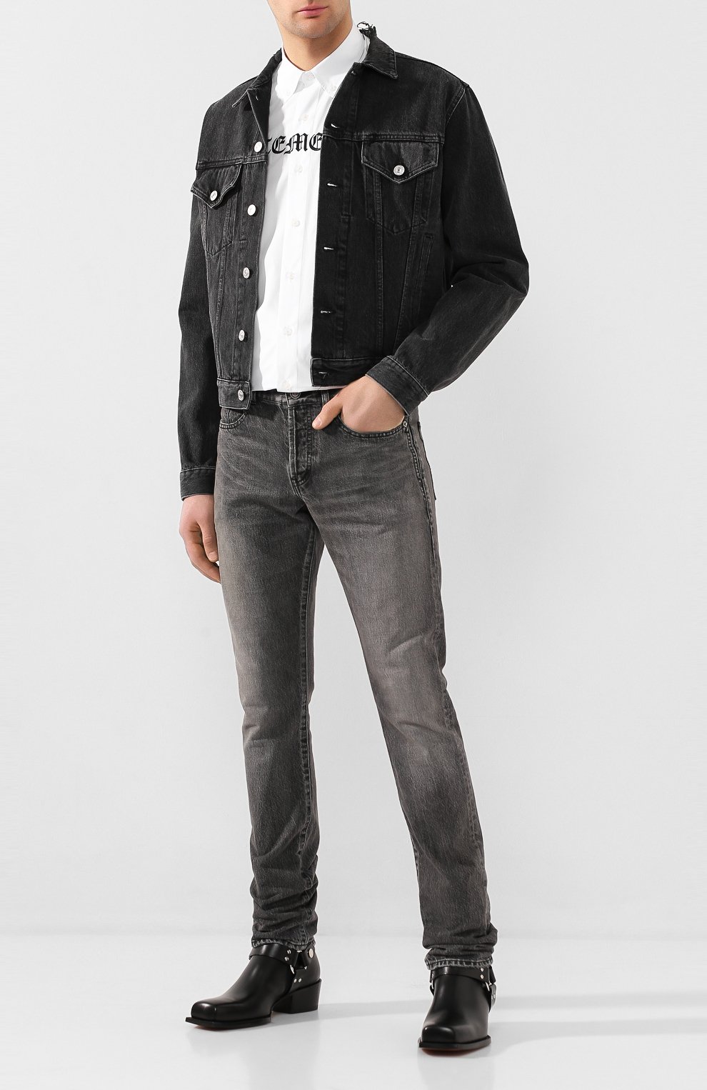 Хлопковая рубашка VETEMENTS белого цвета по цене 71950 руб., арт. SS20SH285 1006/W/WHITE, фото 6 Хлопковая рубашка VETEMENTS, арт. SS20SH285 1006/W/WHITE, фото 6