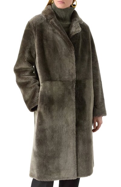 Шуба из овчины YVES SALOMON темно-серого цвета по цене 452500 руб., арт. 21WYM60504MESI, фото 3 Шуба из овчины YVES SALOMON, арт. 21WYM60504MESI, фото 3