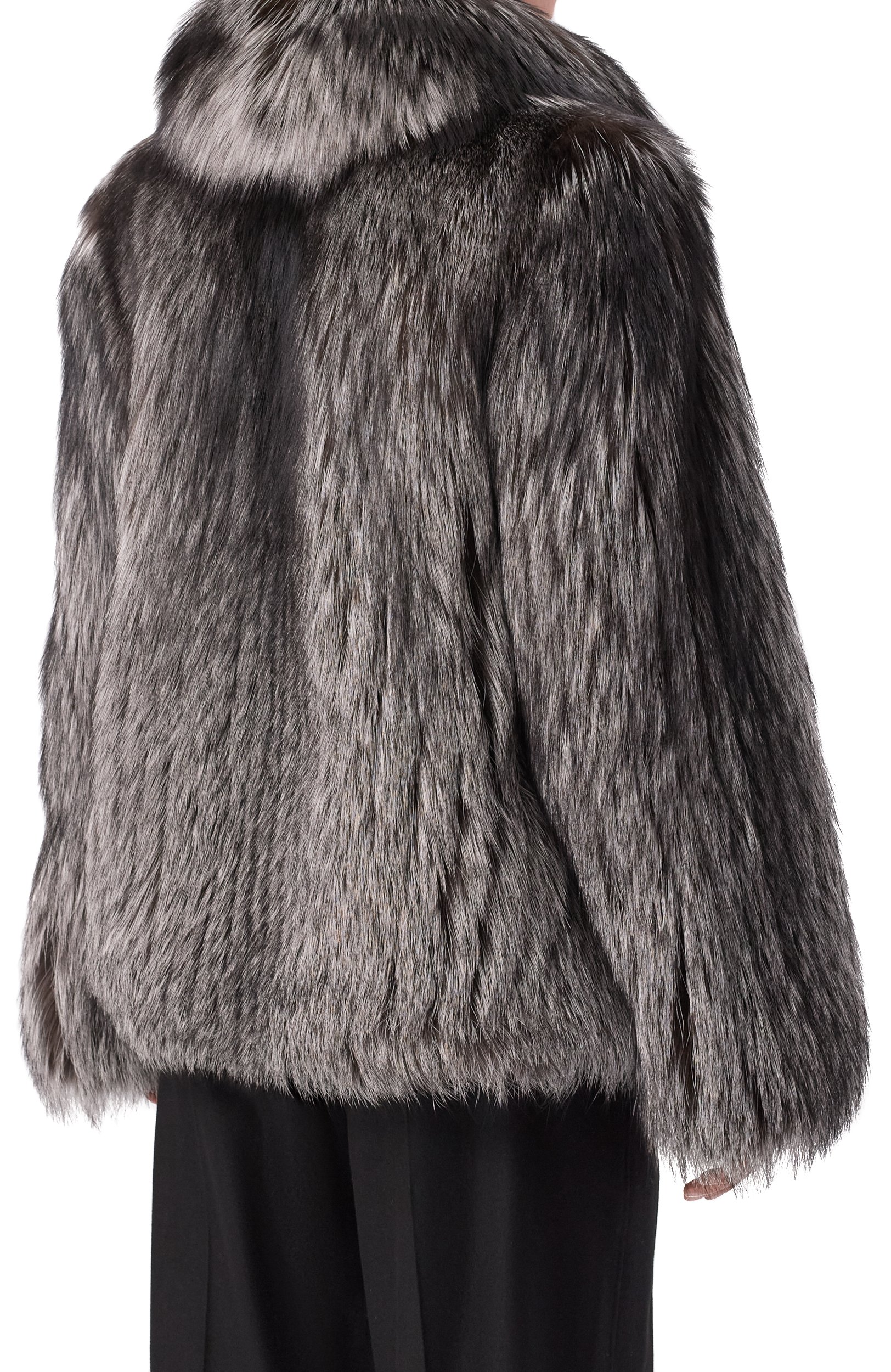 Шуба из лисы MVST серого цвета по цене 1280000 руб., арт. M052/SILVER FOX, фото 4 Шуба из лисы MVST, арт. M052/SILVER FOX, фото 4