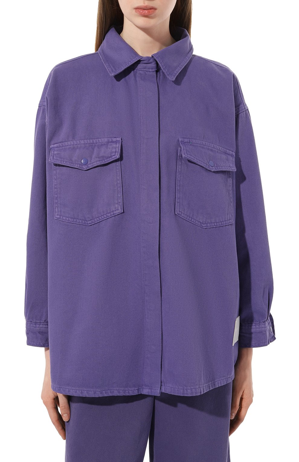 Джинсовая рубашка HINNOMINATE фиолетового цвета по цене 22650 руб., арт. HDS3/HNW890, фото 3 Джинсовая рубашка HINNOMINATE, арт. HDS3/HNW890, фото 3