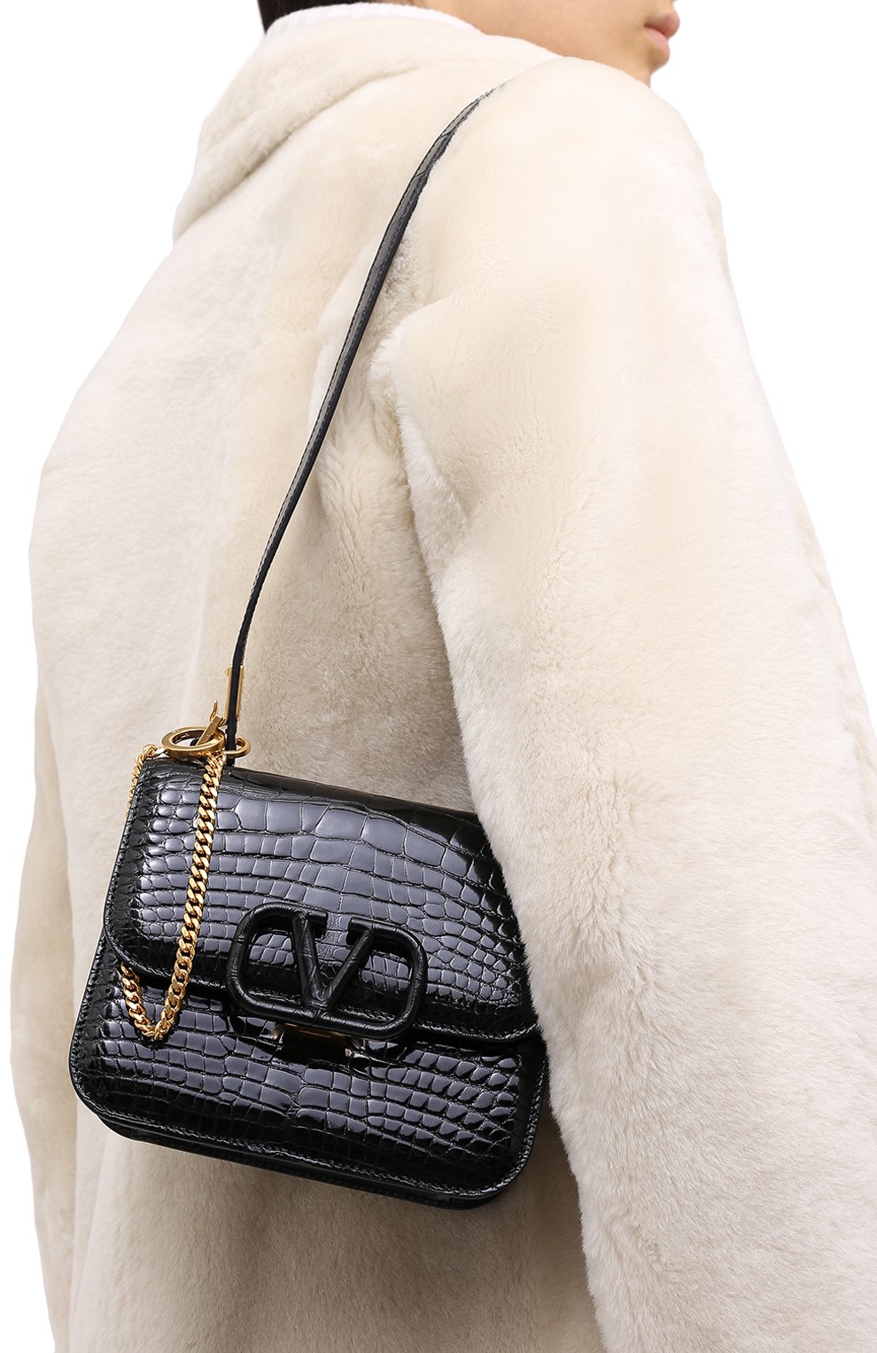 Сумка из кожи аллигатора vsling VALENTINO черного цвета по цене 1890000 руб., арт. UW0B0F01/XDE/AMIS, фото 5 Сумка из кожи аллигатора vsling VALENTINO, арт. UW0B0F01/XDE/AMIS, фото 5