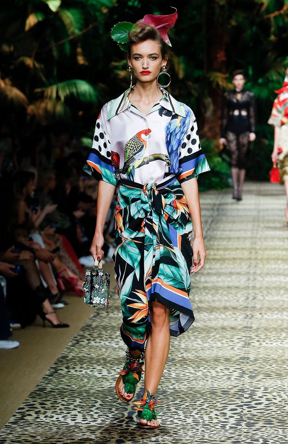 Шелковая юбка DOLCE & GABBANA разноцветного цвета по цене 113000 руб., арт. F4BV2T/FPAIL, фото 6 Шелковая юбка DOLCE & GABBANA, арт. F4BV2T/FPAIL, фото 6