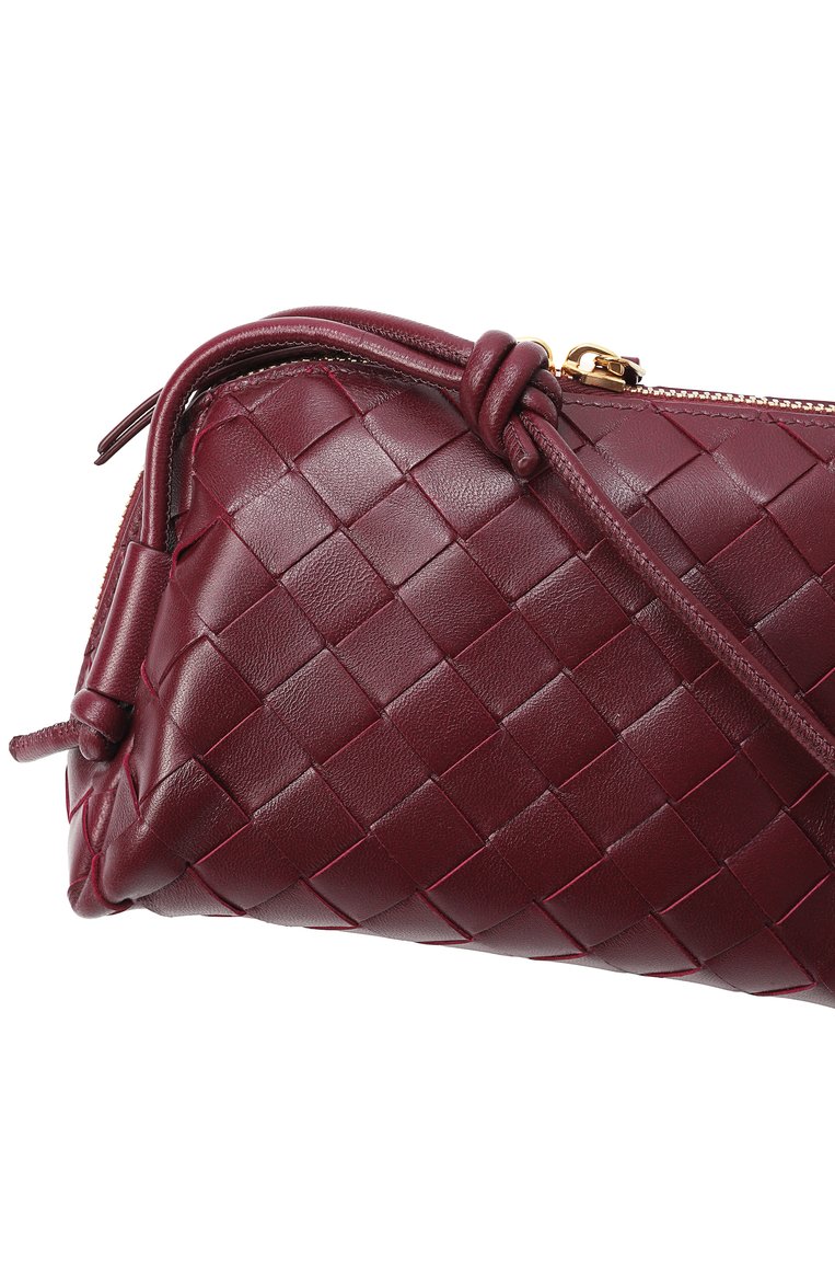 Женская сумка concert pouch BOTTEGA VENETA бордового цвета, арт. 794258/VCPP1 | Фото 3 (Материал: Натуральная кожа; Размер: mini; Ремень/цепочка: На ремешке; Автоматизация состава: Проставлено; Автоматизация ТО: Проставлено)