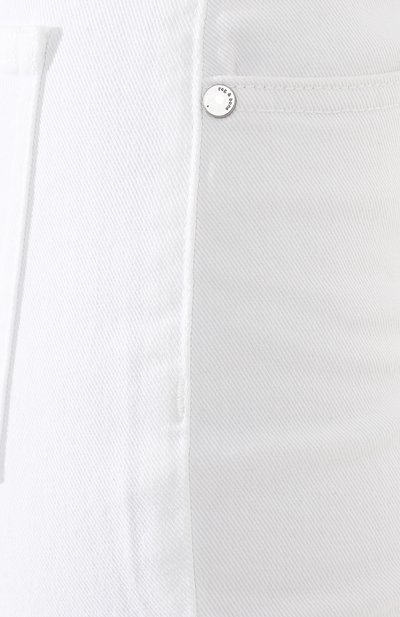 Укороченные джинсы RAG AND BONE белого цвета по цене 21000 руб., арт. W26220137WHT, фото 5 Укороченные джинсы RAG AND BONE, арт. W26220137WHT, фото 5