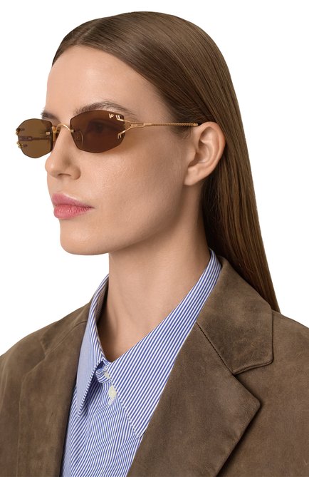 Женские солнцезащитные очки VINTAGE FRAMES коричневого цвета, арт. ASPEN 24KT G0LD/ESPRESS0 | Фото 2 (Нос: Не проставлено; Материал: Металл; Тип очков: С/з; Региональные ограничения белый список (Axapta Mercury): Не проставлено)