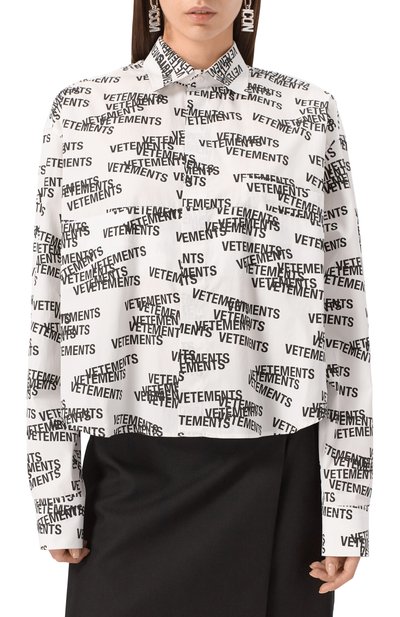 Хлопковая рубашка VETEMENTS черно-белого цвета по цене 99500 руб., арт. UE54SH260W, фото 3 Хлопковая рубашка VETEMENTS, арт. UE54SH260W, фото 3
