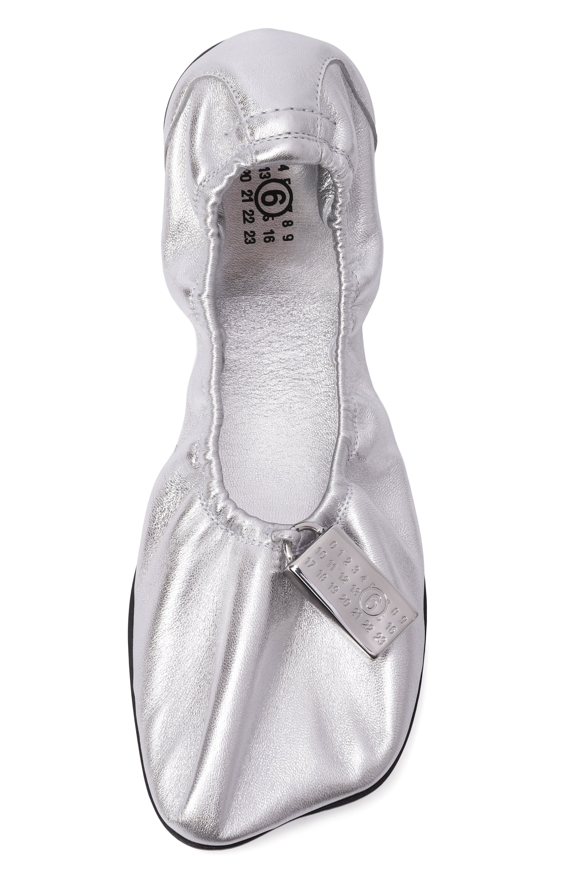 Кожаные балетки numeric MM6 серебряного цвета по цене 69950 руб., арт. S59WZ0106/P7703, фото 6 Кожаные балетки numeric MM6, арт. S59WZ0106/P7703, фото 6