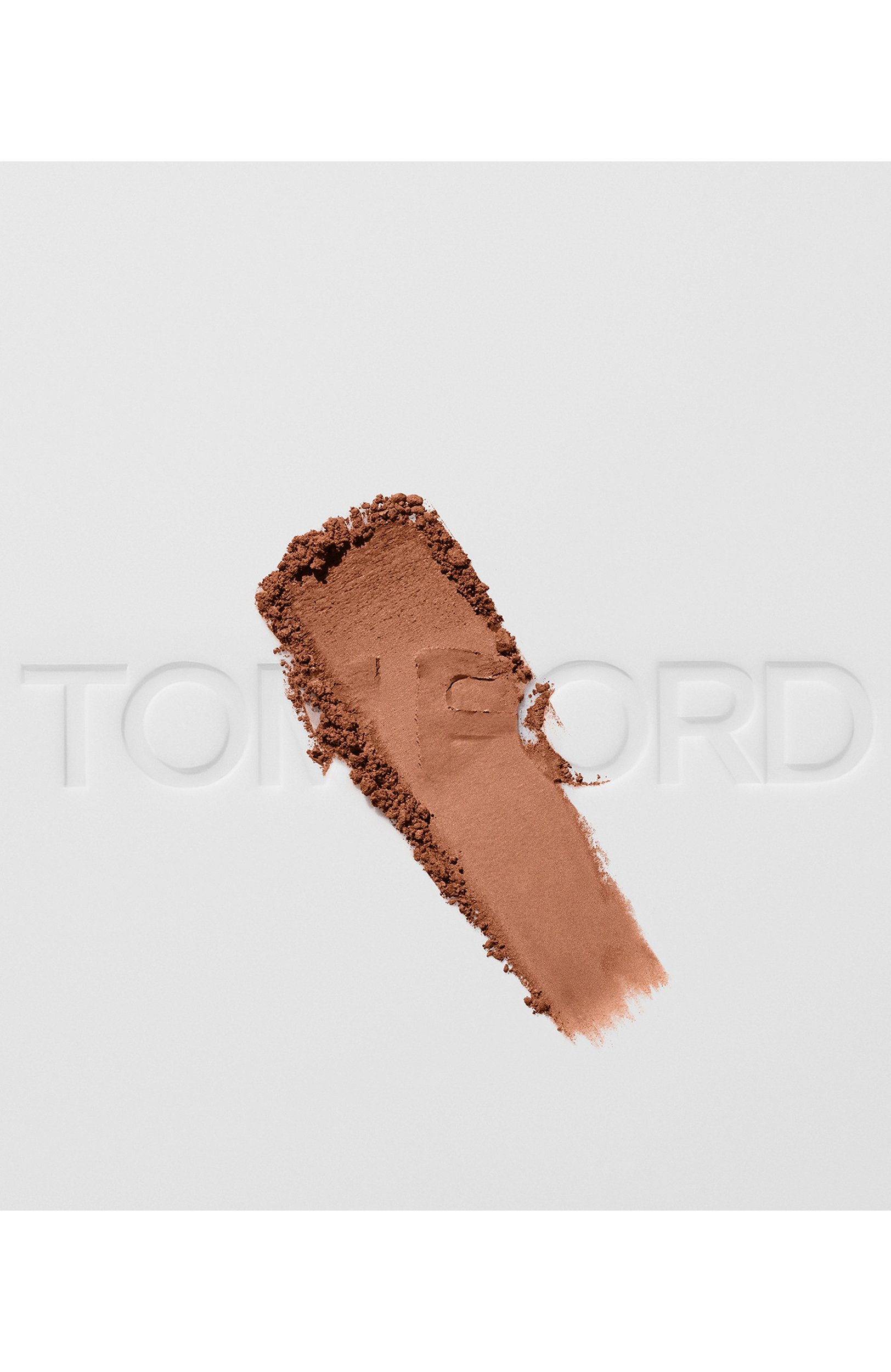Пудра для лица architecture soft matte blurring powder, оттенок 04 sable voile (10g) TOM FORD цвета по цене 10900 руб., арт. T3EZ-04, фото 2 Пудра для лица architecture soft matte blurring powder, оттенок 04 sable voile (10g) TOM FORD, арт. T3EZ-04, фото 2