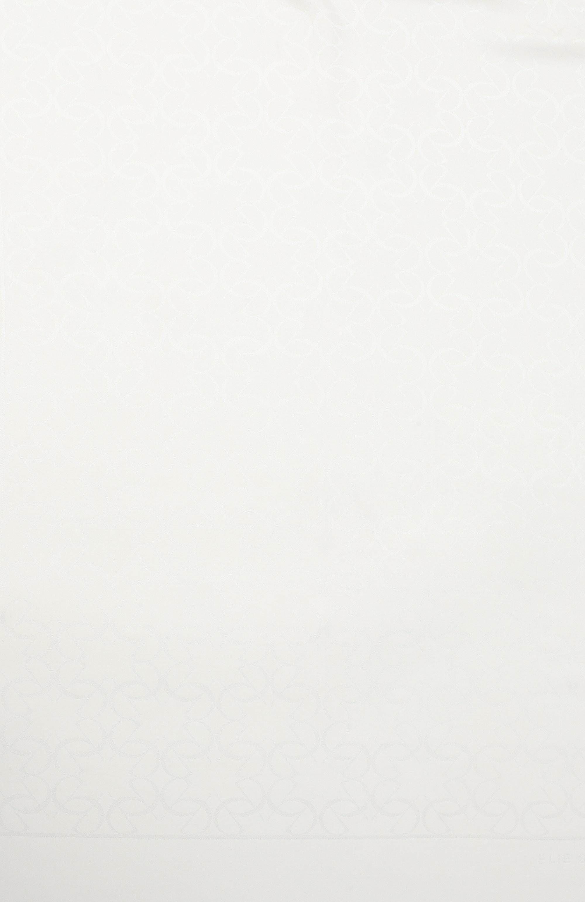 Палантин из шелка и шерсти ELIE SAAB кремового цвета по цене 53200 руб., арт. SE7018J5971, фото 4 Палантин из шелка и шерсти ELIE SAAB, арт. SE7018J5971, фото 4