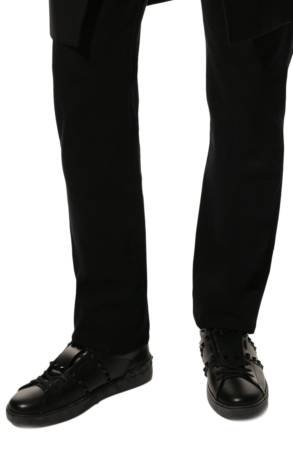 Кожаные кеды rockstud untitled VALENTINO черного цвета по цене 64650 руб., арт. UY2S0931/YEK, фото 3 Кожаные кеды rockstud untitled VALENTINO, арт. UY2S0931/YEK, фото 3