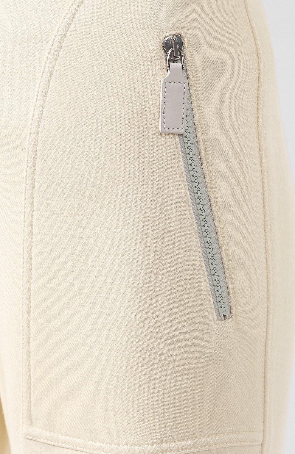 Брюки из вискозы BOTTEGA VENETA бежевого цвета по цене 106500 руб., арт. 543731/VEXV0, фото 5 Брюки из вискозы BOTTEGA VENETA, арт. 543731/VEXV0, фото 5