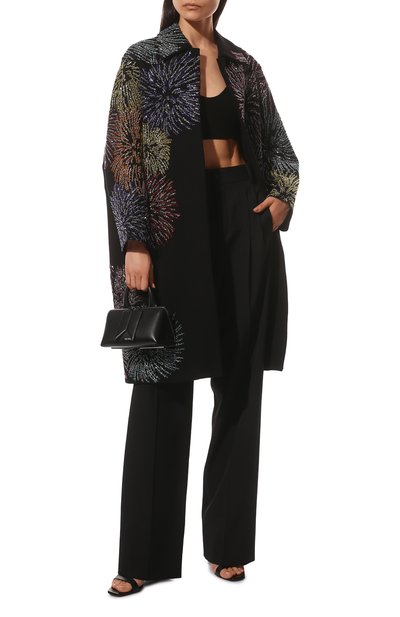 Хлопковое пальто DRIES VAN NOTEN черного цвета по цене 315000 руб., арт. 221-010230-4213, фото 2 Хлопковое пальто DRIES VAN NOTEN, арт. 221-010230-4213, фото 2
