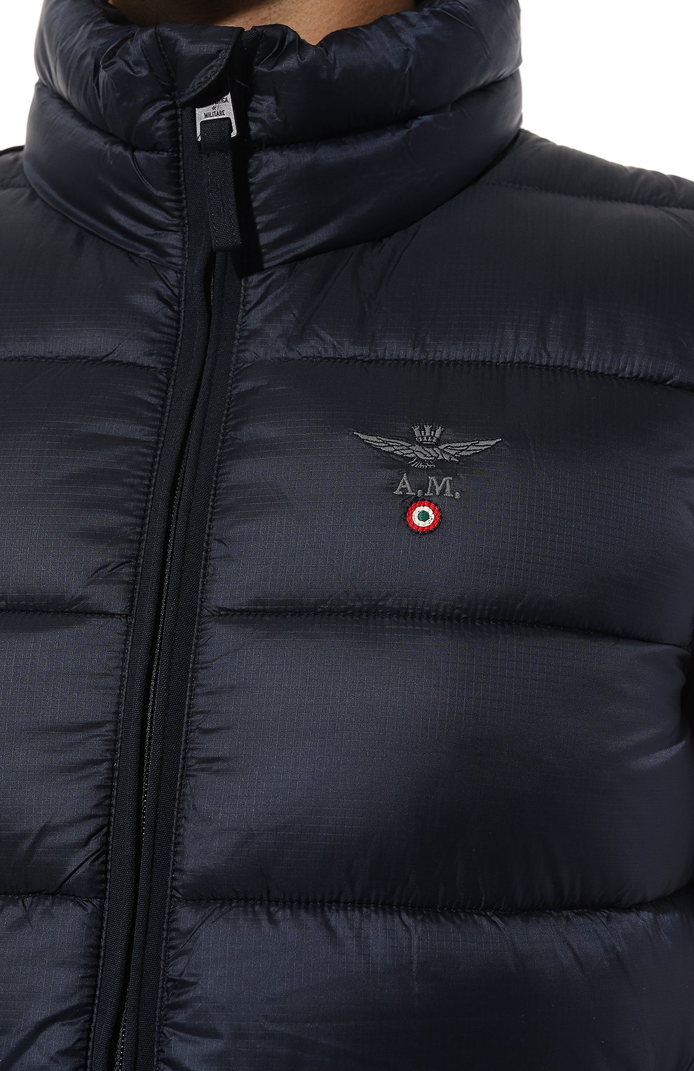 Утепленный жилет AERONAUTICA MILITARE темно-синего цвета по цене 31150 руб., арт. 232/AB2105CT3181, фото 5 Утепленный жилет AERONAUTICA MILITARE, арт. 232/AB2105CT3181, фото 5